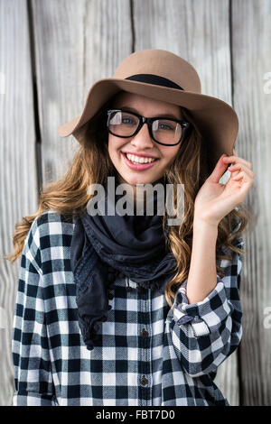 Ragazza che indossa un cappello Foto Stock