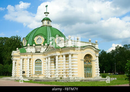 Tsaritsyno Estate: Grotta pavilion Foto Stock