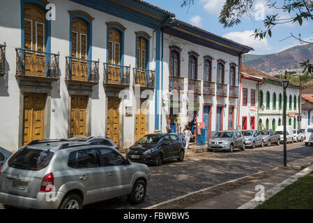 Case coloniali, Rua Frei Durão, Mariana, Minas Gerais, Brasile Foto Stock