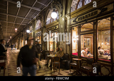 Caffè Florian in Piazza San Marco, Venezia, Italia Foto Stock