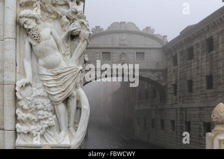 Il Ponte dei Sospiri di Venezia, Italia Foto Stock