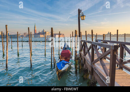 Calle veneziana vita. Venezia, Italia Foto Stock