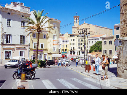 Street. Mahon, Minorca, Isole Baleari, Spagna. Foto Stock