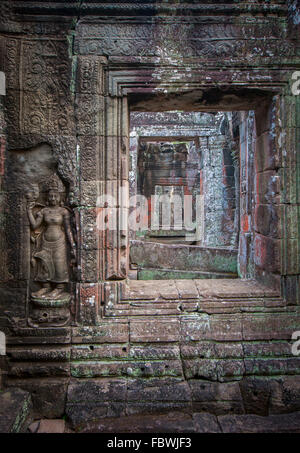 Apsara ballerini, bassorilievi di Angkor, Cambogia Foto Stock