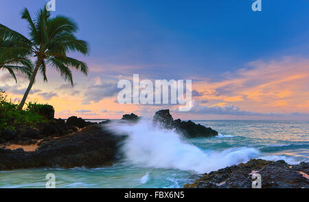 Alba alla Spiaggia Segreta, Kihei, Maui, Hawaii Foto Stock