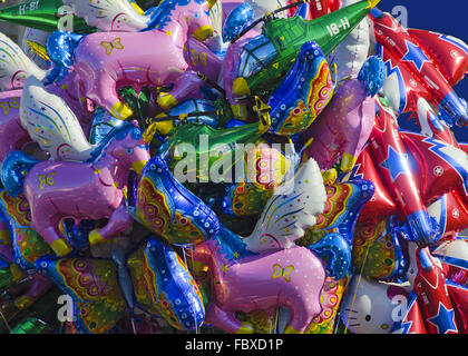 Palloncini in diverse forme Foto Stock