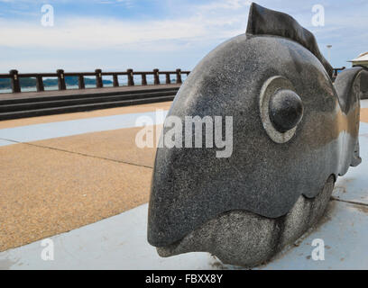 Kota Kinabalu, Sabah, Malaysia. Monumento di pesce Foto Stock