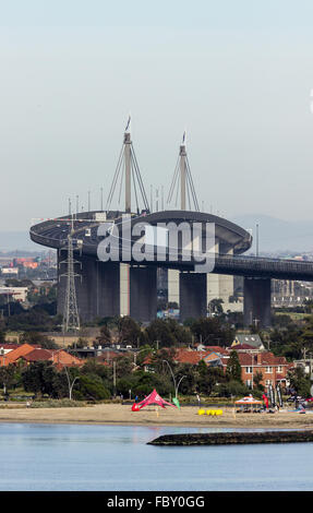 Cancello a ovest ponte sul fiume Yarra di Melbourne Foto Stock