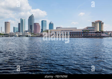 Skyline della città di Tampa Florida durante il giorno Foto Stock
