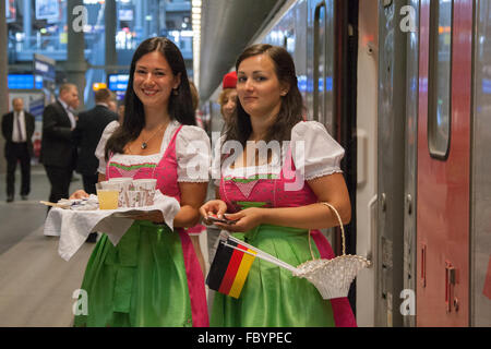 In viaggio con il Moscow-Paris-Express Foto Stock