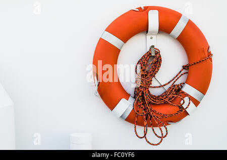 Anello salvagente a bordo della nave, un close up Foto Stock