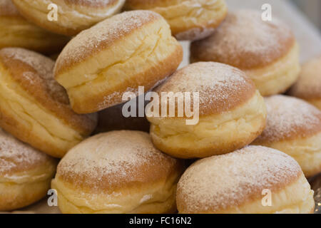 Gustose ciambelle da scegliere Foto Stock