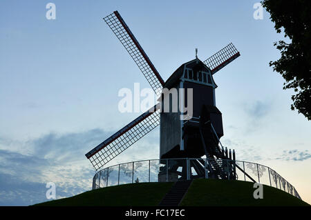 Sint-Janshuismolen, Bruges, Belgio Foto Stock