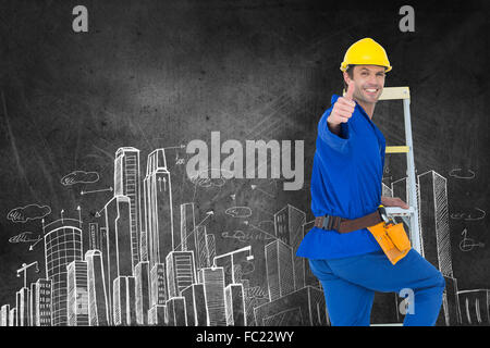 Immagine composita di aggiustatore gesticolando Thumbs up mentre alpinismo scaletta Foto Stock