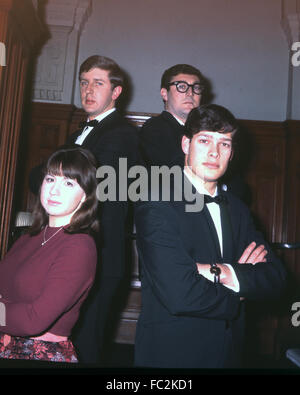 L'ASILO australiano gruppo pop nel 1965. Da sinistra: Judith Durham, Bruce Woodley, Athol Guy, Keith Potger. Foto Tony Gale Foto Stock