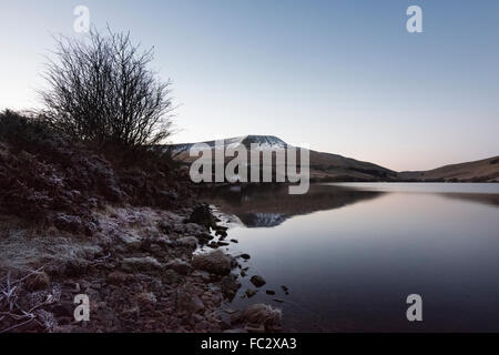 Brecon Beacons, Wales , REGNO UNITO. Il 20 gennaio, 2016. Regno Unito meteo. La temperatura è scesa a meno 7 gradi questa mattina in Sunnybridge, in Brecon Beacons, Galles del Sud. Credito: roger tiley/Alamy Live News Foto Stock