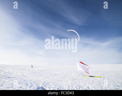 Kiteboarding sulla neve Foto Stock