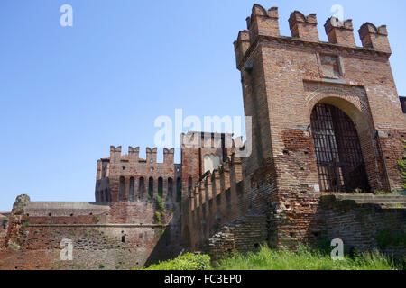 Vecchio mulino rocca sforzesca Foto Stock