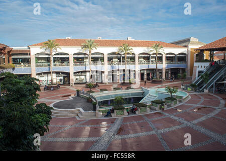 Forum Algarve shopping center a Faro Portogallo. Foto Stock