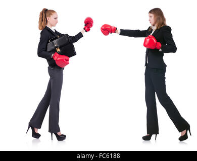 Due business ladies boxing isolato su bianco Foto Stock