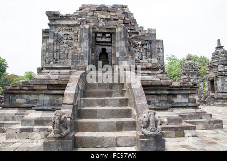 O Lumbung Candi Lumbung tempio Buddista composto. Foto Stock