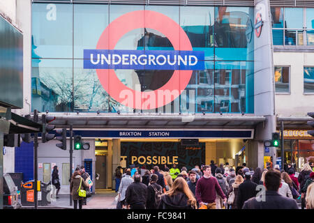 Brixton La stazione della metropolitana di Londra, Inghilterra, Regno Unito Foto Stock