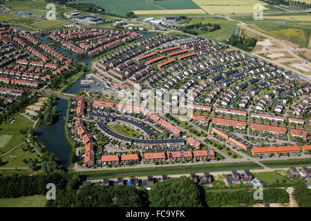 Paesi Bassi, Oosterhout, quartiere residenziale, antenna Foto Stock