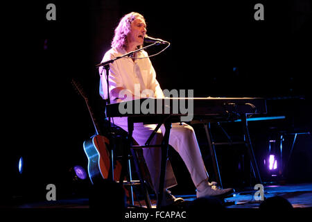 Musicista britannico Roger Hodgson svolge durante un concerto a Palma de Mallorca, Spagna. Uno dei soci fondatori di supertramp Foto Stock