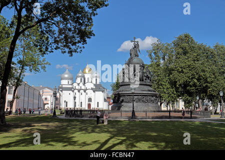 Il Millennio della Russia un monumento nel parco del Cremlino, Veliky Novgorod Oblast di Novgorod, Russia. Foto Stock