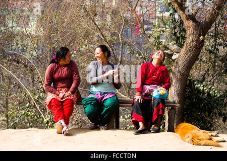 Donne locali a Kathmandu in Nepal Foto Stock