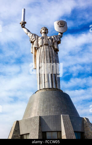 Guerra Mondiale 2 vittoria Rodina-Mat patria monumento sovietico Grande Guerra Patriottica Museo ucraina di Kiev. Foto Stock