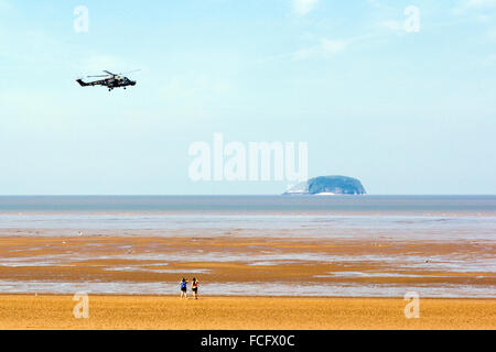 Solo Lynx HMA8 parte dei gatti neri Display elicottero Team al Weston-Super-Mare air festival, Somerset, Regno Unito, Giugno 2014 Foto Stock