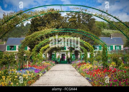 Il Claude Monet il giardino, Giverny, Normandia, Francia Foto Stock