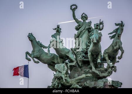 GRAND PALAIS, quadriga di GEORGES RECIPON, Parigi Foto Stock