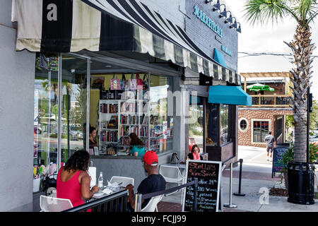 Florida,Sud,Ocala,Downtown,SW Broadway Street,Stella's Modern Pantry,ristorante ristoranti ristorazione mangiare fuori cafe cafe' bistro,al fresco sidew Foto Stock