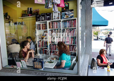 Florida,Sud,Ocala,Downtown,SW Broadway Street,Stella's Modern Pantry,ristorante ristoranti ristorazione mangiare fuori cafe cafe' bistro,al fresco sidew Foto Stock