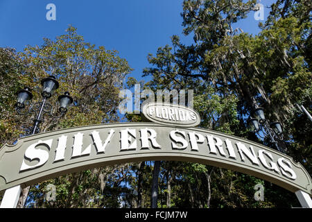 Florida,Sud,Silver Springs,state Park,segno,ingresso,visitatori viaggio viaggio turismo turistico punto di riferimento cultura culturale, vacanze grou Foto Stock