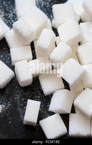 Chiudere l immagine del bianco cubetti di zucchero Foto Stock