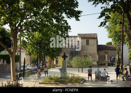 Bocce a Saint-Rémy-de-Provence, posto nei pressi di Chapelle Notre Dame de Pitie Foto Stock