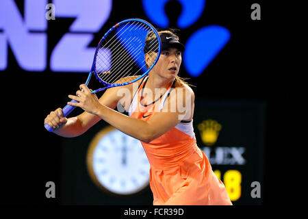 Melbourne Park, Melbourne, Australia. 24 gen 2016. Maria Sharapova (RUS) battiti B Bencic (SWI) in 2 stretta imposta 7-5 e 7-5 © Azione Sport Plus/Alamy Live News Foto Stock