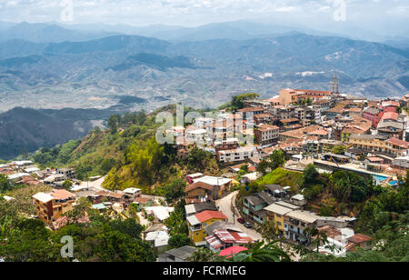 Zaruma - Città nelle Ande, Ecuador. Si trova nel sud della provincia di El Oro (che significa letteralmente "l'oro") nel western ra Foto Stock