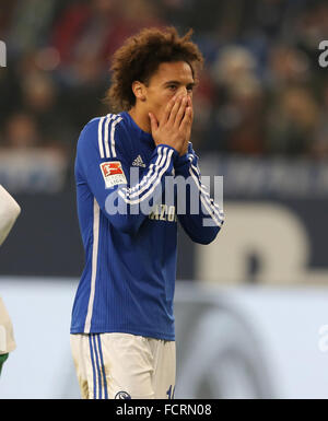 Gelsenkirchen (Germania). Il 24 gennaio, 2016. Il calcio Bundesliga, FC Schalke 04 vs Werder Brema, Gelsenkirchen, Germania, 24.01.2016: Leroy sane (Schalke). Credito: Juergen schwarz/Alamy Live News Foto Stock