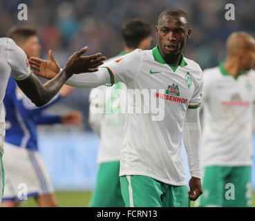 Gelsenkirchen (Germania). Il 24 gennaio, 2016. Il calcio Bundesliga, FC Schalke 04 vs Werder Brema, Gelsenkirchen, Germania, 24.01.2016: Anthony Ujah (Brema). Credito: Juergen schwarz/Alamy Live News Foto Stock