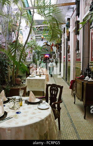 L arredamento di San Cristobal paladar (ristorante), Havana, Cuba Foto Stock