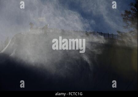 Mammoth Mountain, California, Stati Uniti d'America. 24 gen 2016. Vista generale dello snowboard : Freestyle FIS Coppa del Mondo di snowboard halfpipe finale di Mammoth Mountain, California, Stati Uniti . Credito: Hiroyuki Sato/AFLO/Alamy Live News Foto Stock