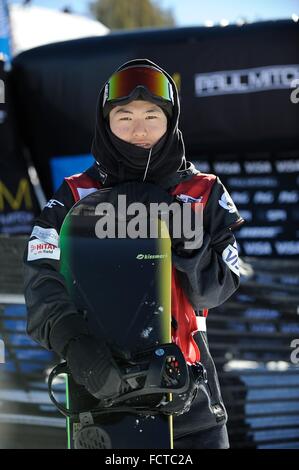 Mammoth Mountain, California, Stati Uniti d'America. 24 gen 2016. Naito Ando (JPN) Snowboard : Naito Ando del Giappone durante il Freestyle FIS Coppa del mondo maschile di snowboard halfpipe finale di Mammoth Mountain, California, Stati Uniti . Credito: Hiroyuki Sato/AFLO/Alamy Live News Foto Stock