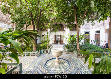 Cortile del Palazzo di Bahia in Marrakech, Marocco. Foto Stock