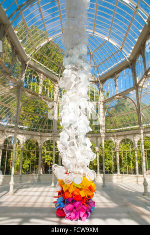 Mostra d arte moderna. Cristal Palace, il Parco del Retiro di Madrid, Spagna. Foto Stock