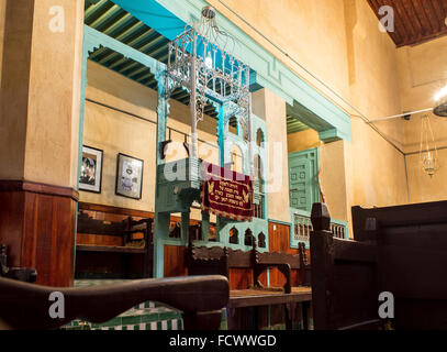 Il Centro Ibn Danan sinagoga nel Mellah, il quartiere ebraico di Fez. Fez El Jdid, Marocco. Africa Foto Stock