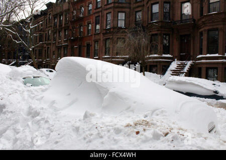 New York, Stati Uniti d'America. Il 25 gennaio 2016. Jonas new york tempesta di neve 2016 Credit: simon leigh/Alamy Live News Foto Stock